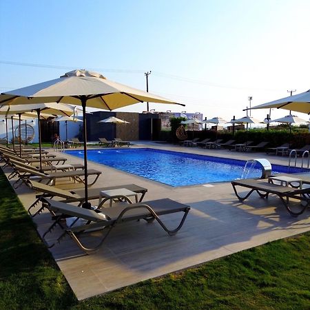 Cezar'S Airport Hotel Nicosia Exterior photo